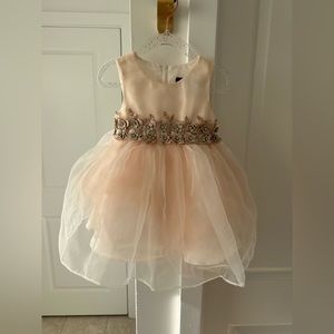 Baby/toddler flower girl dress by Chantilly Place.